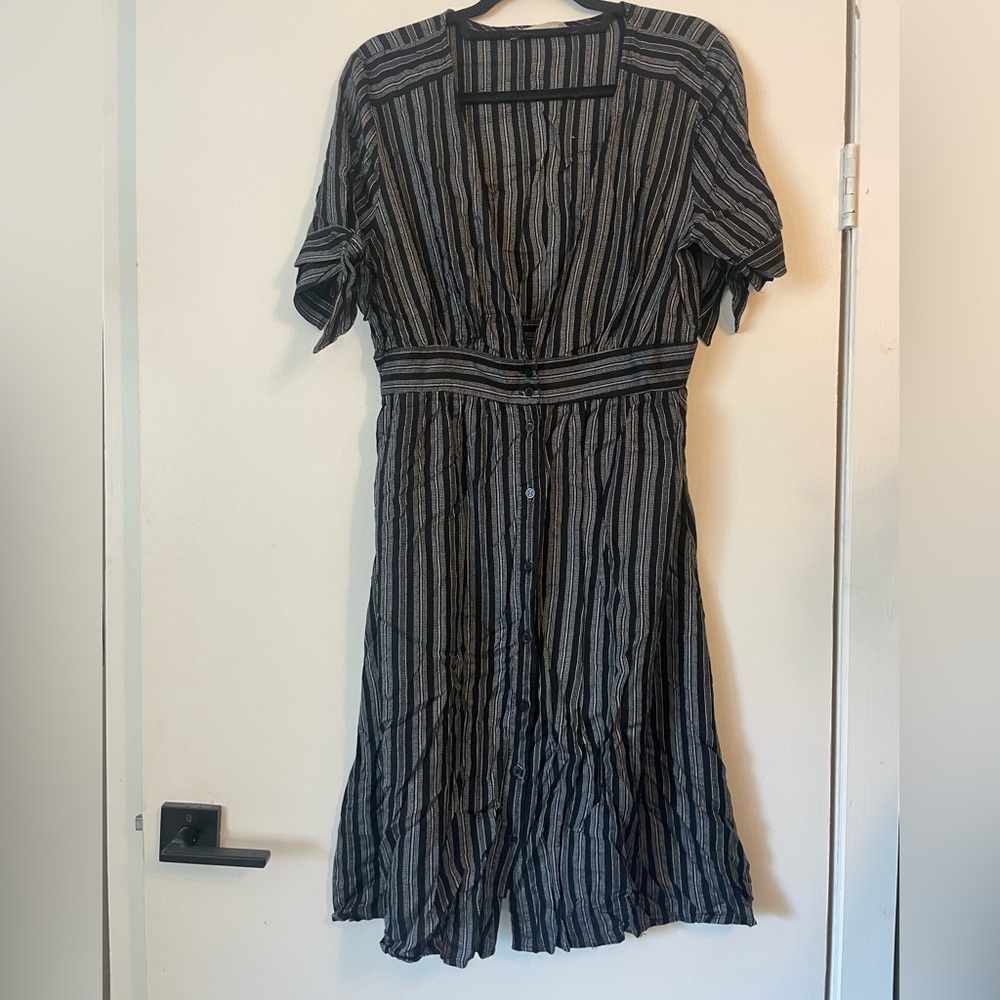Chic Black and Gray Striped Midi Dress